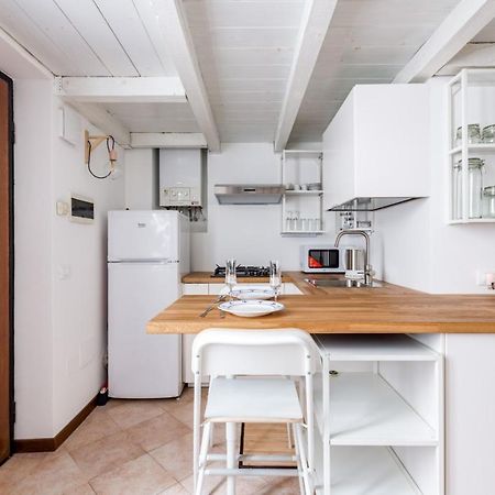 New! Studio Apt 700M From Corso Lodi! Милан Экстерьер фото